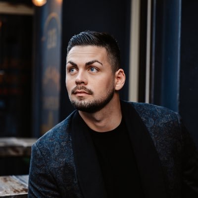 Jzacher04's profile picture. Bass-Baritone