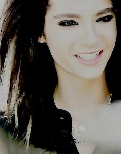Bem vindo ao FC Unendlichkeit, aqui vamos twittar apenas sobre @tokiohotel. Nosso blog oficial  http://t.co/mb6jVIs9xC