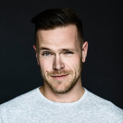CEO / Founder @ TUXY Re-Inventing Apparel | Raised $350k Kickstarter | Dragons Den $1M Deal | TEDx Speaker | E-comm & Marketing