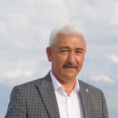 Aksaray Kamu Sen İl Temsilcisi.
Türk Sağlık Sen Aksaray Şube Başkanı AYAZ TANER VE AYBÜKE NİN DEDESİ