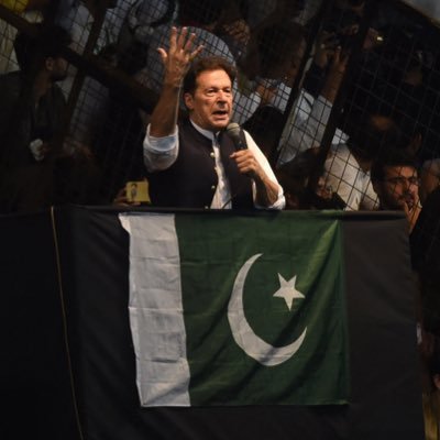 پاکستان زندہ باد🇵🇰عمران خان ذندہ باد🌹♥️