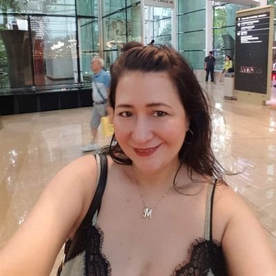 isidora78425206's profile picture. bitcoin investor