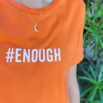 I’m newish here 🙋🏻‍♀️ Fierce momma bear 🐻 #endgunviolence