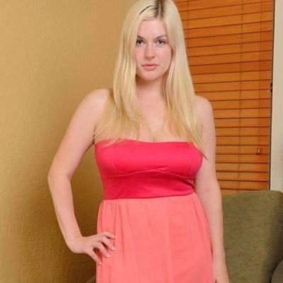 CarolDavid72790's profile picture. 