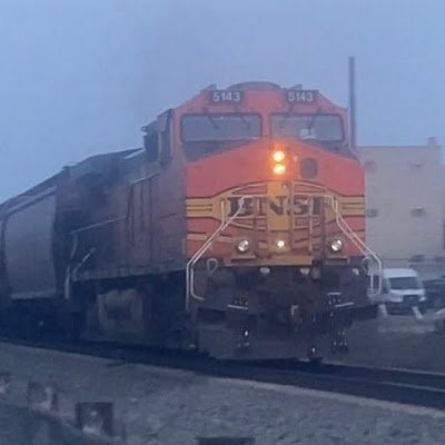 fmodeler9581086's profile picture. 