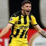 Peñarol Un estilo de vida 🟡⚫
 18  🇺🇾