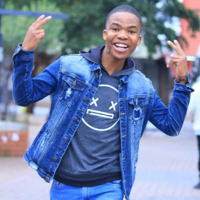 BA Journalism student 📷🗞️
News Reporter at Free State Live Radio 📻