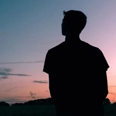 Rasbhaat's profile picture. हां सूर्य सा भी तेज़ मैं,
मैं चंद्रमा सा भी शांत हूं।
तू क्यों खड़ा उदास सा,
मैं हौसलों का यार हूं।
- पहाड़ी पंछी