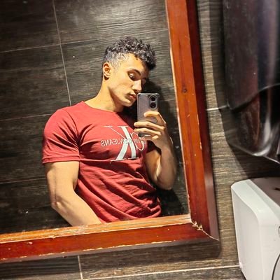 Ahmed3meraa's profile picture. faculty of law English section

YNWA🔴