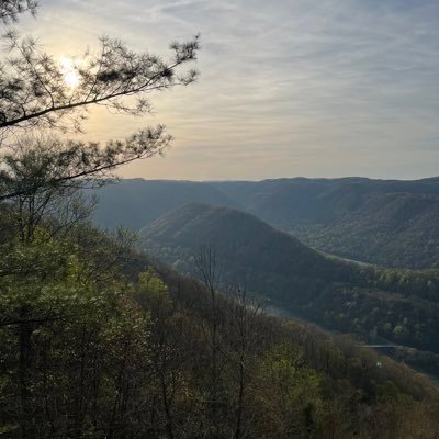 katiegarrett30's profile picture. get lost in nature 🌊⛰️