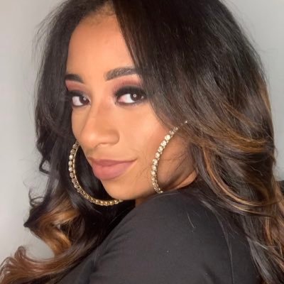 theleticiaricks's profile picture. 