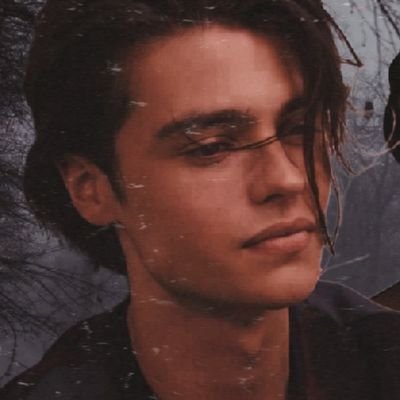 ArtistWithAMuse's profile picture. 