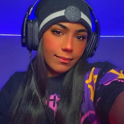 Perfil dedicado aos melhores momentos da live da Laysa! 💜 | ⤵️ Siga as redes socais no fixado e fique por dentro de tudo que acontece!