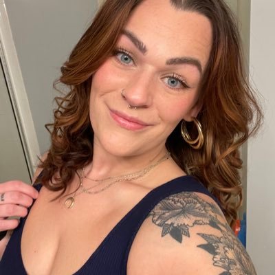 ABsolutely_loca's profile picture. i’m just a happy lil camper in a not so happy world  | #BLM #FREEPALESTINE |