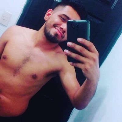 Davisonmazarie1's profile picture. Varonil discreto reservado full versátil