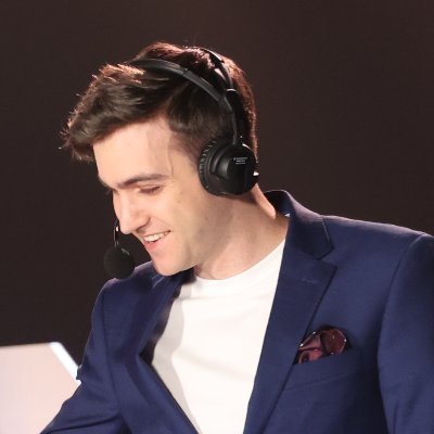 Esports commentator and content producer | Showreel: https://t.co/xa8vcPwqQx | Business Inquiries: adrake@badmoontalent.com