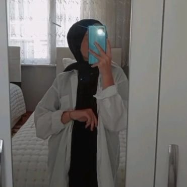 نحن آلجيل آللي گبر بآلوجع مو بآلعـمر🖤عندما يموت القلب تبدأ متعةالحياة💔