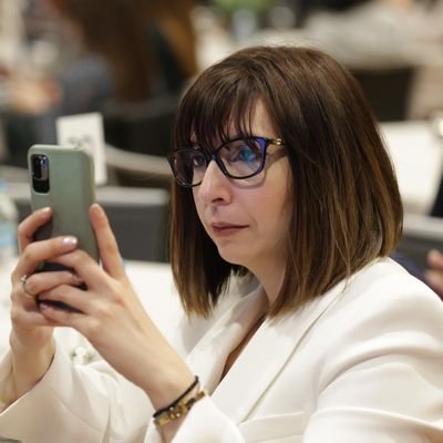 Content Creator, Comms enthusiast, mum and wife!