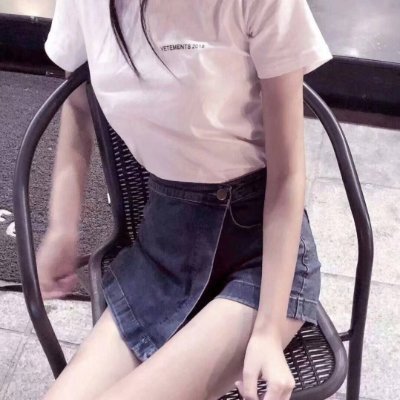 Sue99020's profile picture. Who takes comfort as the flower of happiness, then when the time comes to bear fruit, he can only look at the empty branches and sigh