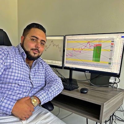 FOREX DAY TRADER📊🧑‍💻
🚀Helped 1500 + Traders get funded
👇 Start your FX Journey 
📈BITCOIN INVESTMENT 
💷EARN WEEKLY MONEY 
🌍WORLDWIDE INVESTMENT