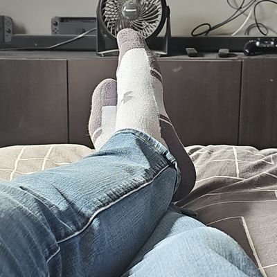🇨🇦🏳️🌈 NS is home. Lover of nude dudes. 🧦, 👣 and 🩲 fetish too.