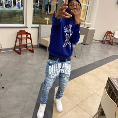 THEY TRIED TO TAKE (@OwnLane_Chunks) BUT YOU CAN’T COUNT ME OUT, SO COUNT ME IN BITCH & FOLLOWED DAT! 😝