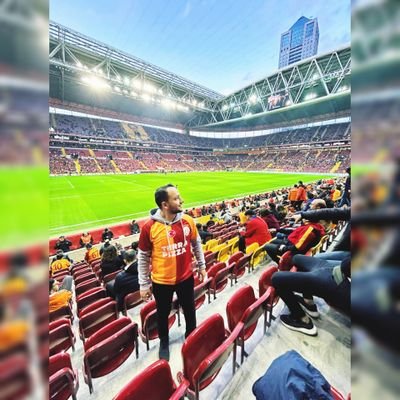 _misode_'s profile picture. Çok nankör tanıdım, hiçbiri kedi değildi. 
Selamın aleyküm ...