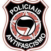 Sólo el pueblo salva al pueblo. Al buen revolucionario sólo lo mueve el amor. Policia, rojo y antifascista.