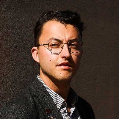 On sabbatical @uchicago・Future physician-scientist trying to make society healthier through public policy・he/they・my views & I don't have 20/20 ✊🏼♿️🏳️🌈