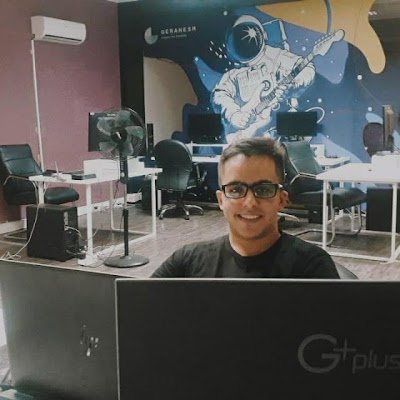 amirmrtam's profile picture. 