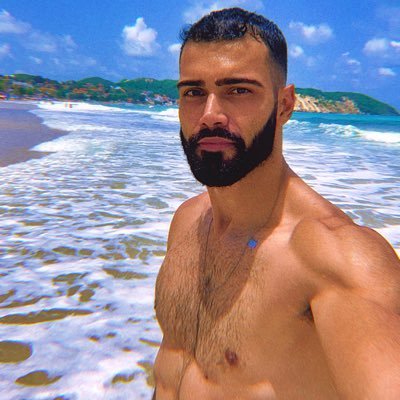 Atleta profissional de vôlei.
Sagitariano.
Otimista por natureza!
🧚🏼♂️💙✨