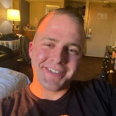 my name is Daniels Gary Jamar from California USA, am 40 years I am single looking for long term relationship and I want someone that I can trust ❤️❤️❤️❤️❤️❤️❤️
