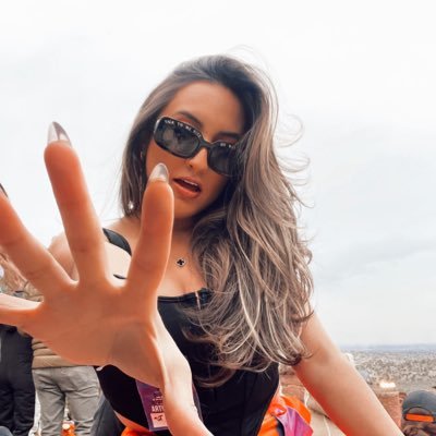 festival connoisseur , content creator , PRO makeup artist . wife
