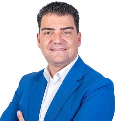 🏛️ Parlamento de Canarias 

👤 Secretario Implantación Territorial  NC-bc @NuevaCanariasTF

👤 Ingeniero Técnico Agrícola y Perito Judicial en @ConsejoAgricola