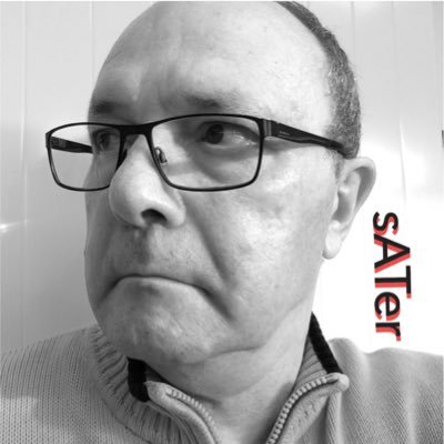 photographer, producing, mixing, mastering and composing sounds and music (sATer)
