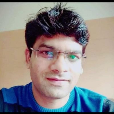 💕मगरूर हूँ मैं भी अपने ही किरदार पर...
कोई तुम सा नहीं तो.. कोई मुझ सा भी कहाँ है.!💕