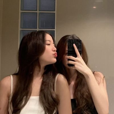 4/23/23, will be in my heart forever. | freen: *glanced back then smiled*
becky: mahal kita!
🐰🦦