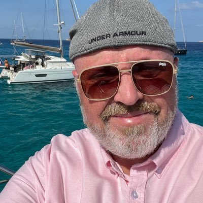 sampson_stevie's profile picture. Dad of twins and a crazy pooch. Lost my wife in 2020, live for today . Frustrated writer and painter. MUFC