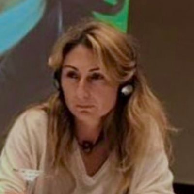 Zeynep Savaşçın Profile