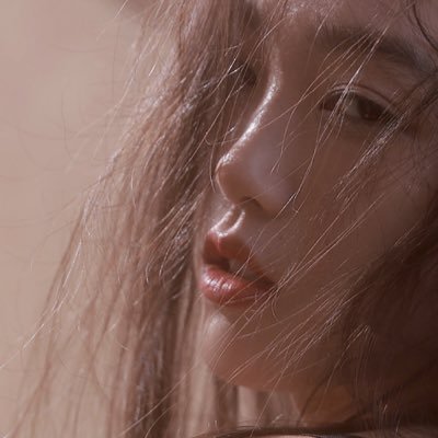 Stopsm77's profile picture. 京津冀摄影师 有美照可@Stopsm77 ® 符合创作需求可互勉。大量女模资源合作滴滴 自用梯推荐：https://t.co/XPG3VLYY5t
