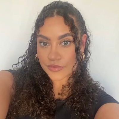 abparchmentx's profile picture. 