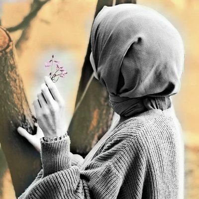 فقط همین :اللهم عجل لولیک الفرج💛💫
لینک توییت ها https://t.co/8uWfCViJIb

فالو‌بک