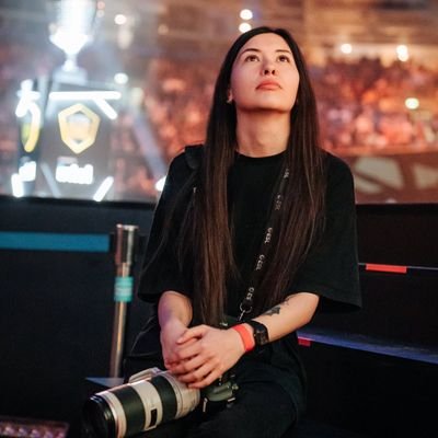 Freelance Photographer |
My account is smål like my self-esteem |🌚 INFJ | Mediocre Gamer | Cyberpunk nerd| Discord: Lacerat3 | IG: alexandra.aimi |