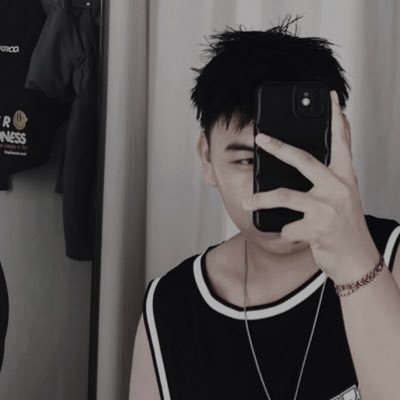 wesonereey's profile picture. 