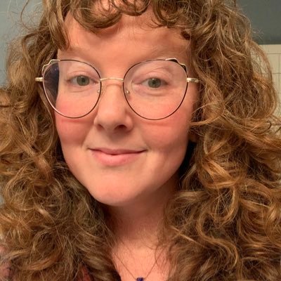 NicolettelyArts's profile picture. 