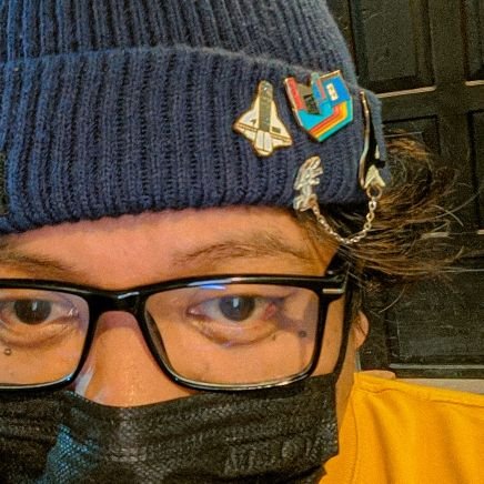 hitamtakmanis's profile picture. your favorite boy