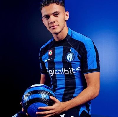 🖤💙@inter                              
                           @pumafootball