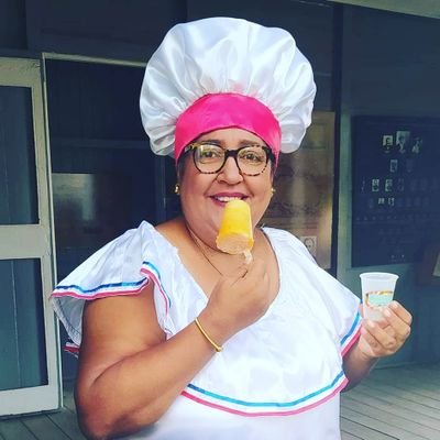 Emprendedora: @sweetfruitrd (Instagram ).Helados Artesanales.
Email: laurin.vasquez@gmail.com
Teléfono: 809 782 9524 Negocios.