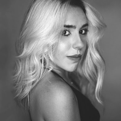 Influencer/Creator Manager at @insense_pro 💜  

We help passionate Creators & Influencers to find brand collaborations they love.