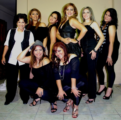 La Primera agrupación femenina del Ecuador “Grupo Coctel”, con más de 26 años de trayectoria, vuelve al escenario musical y artístico con nuevos géneros.